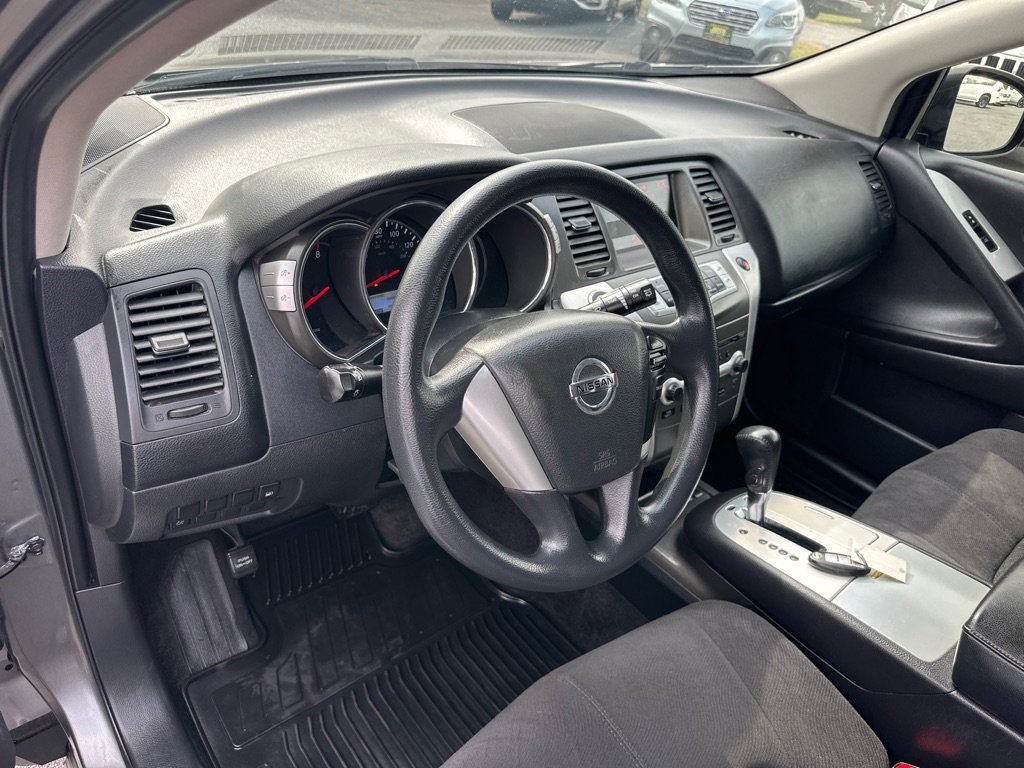 Used 2013 Nissan Murano S image 26
