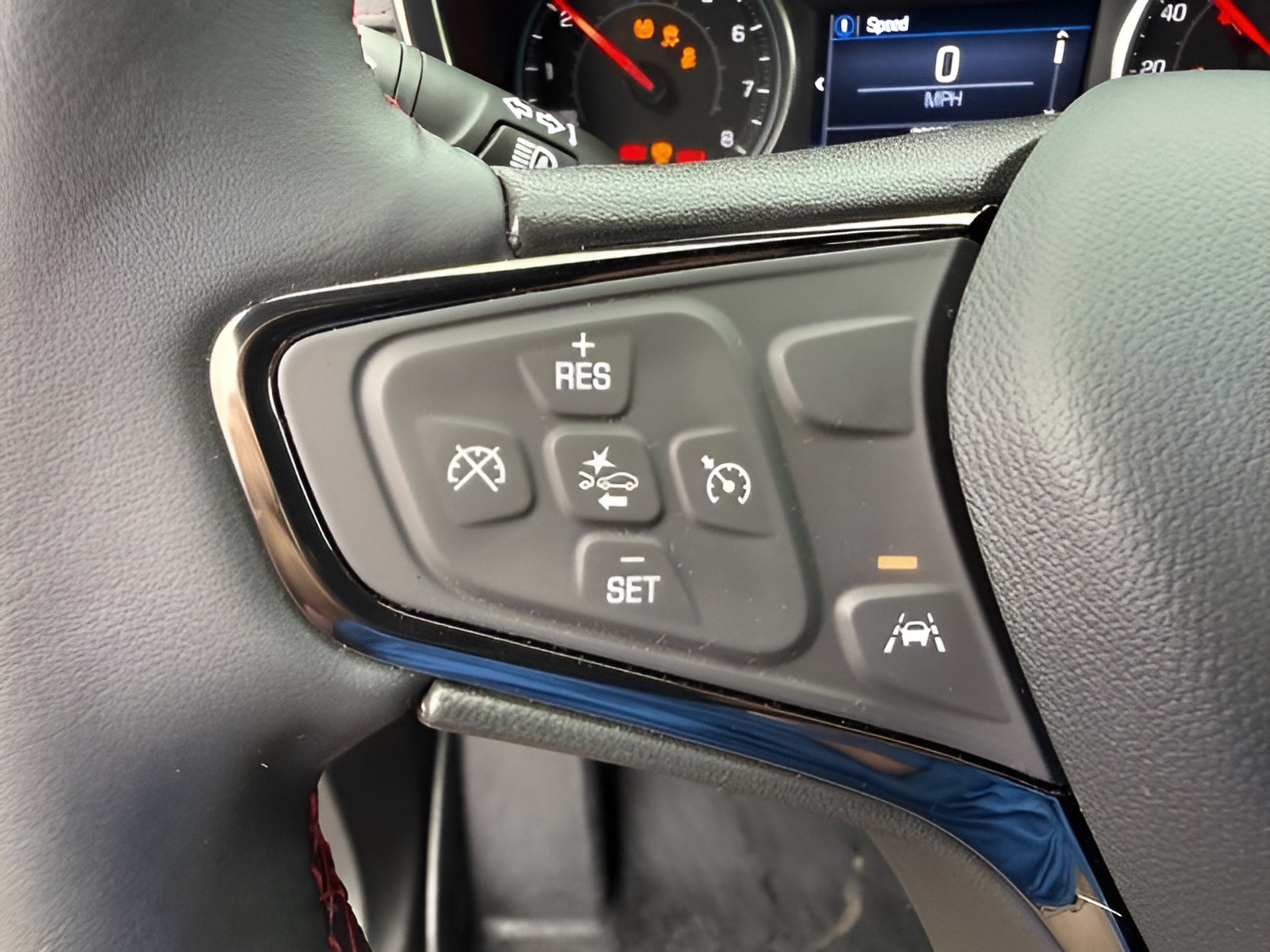 Used 2023 Chevrolet Equinox RS FWD image 20