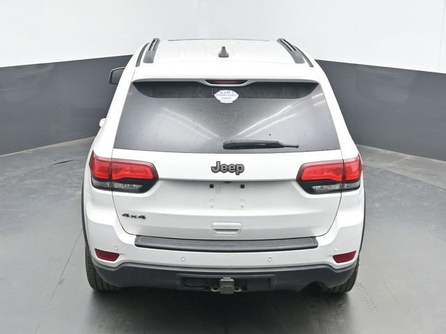 Used 2017 Jeep Grand Cherokee Laredo AWD/4WD image 23