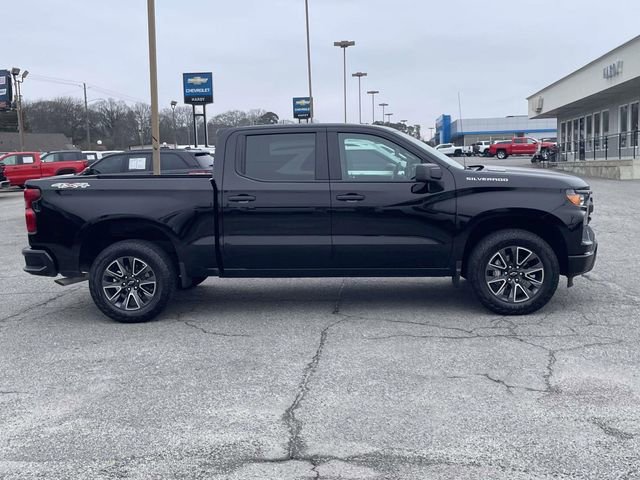 Used 2025 Chevrolet Silverado 1500 W/T w/ WT Value Package image 2