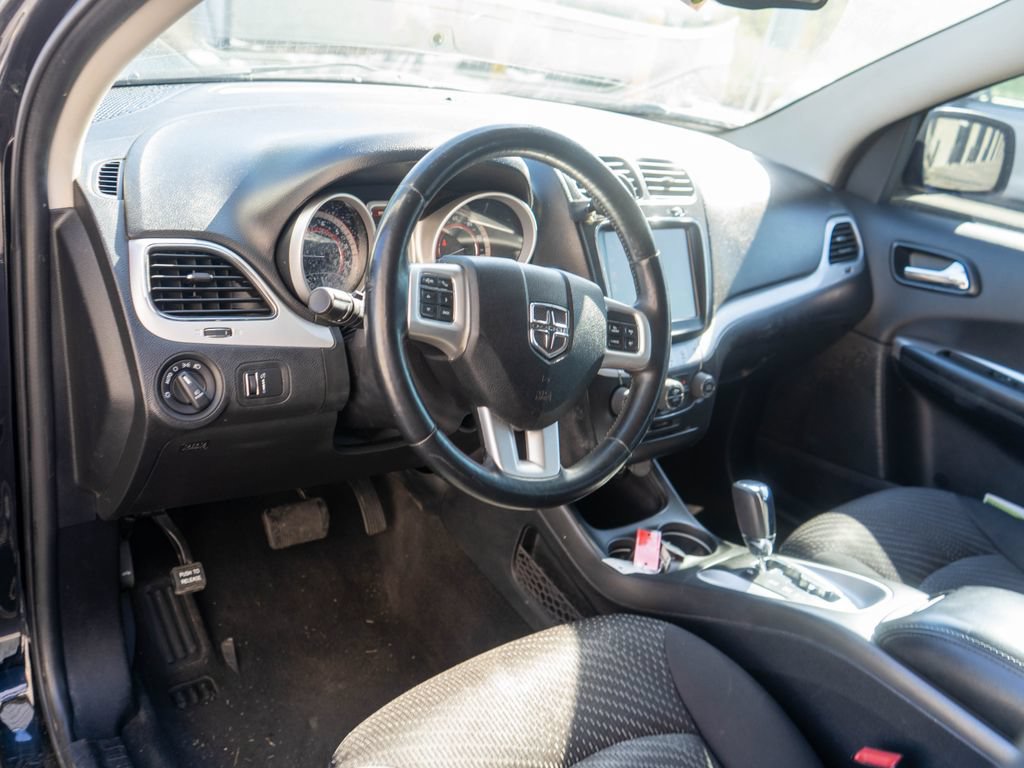 Used 2015 Dodge Journey SXT w/ Flexible Seating Group FWD image 15
