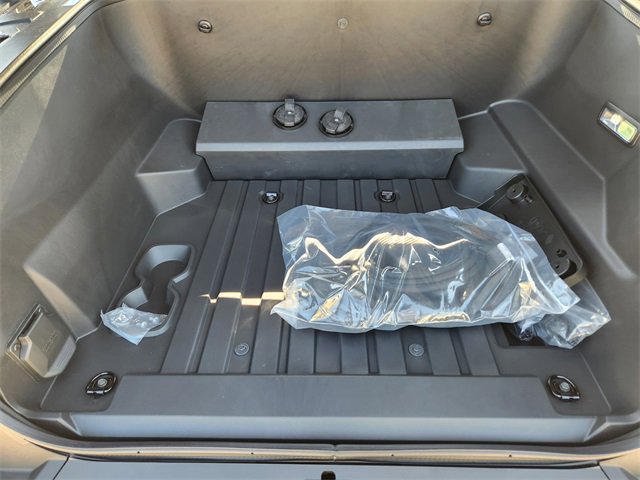 New 2026 Chevrolet Silverado EV LT image 24