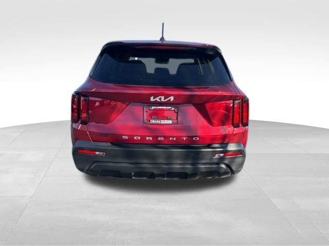 Used 2022 Kia Sorento LX image 6