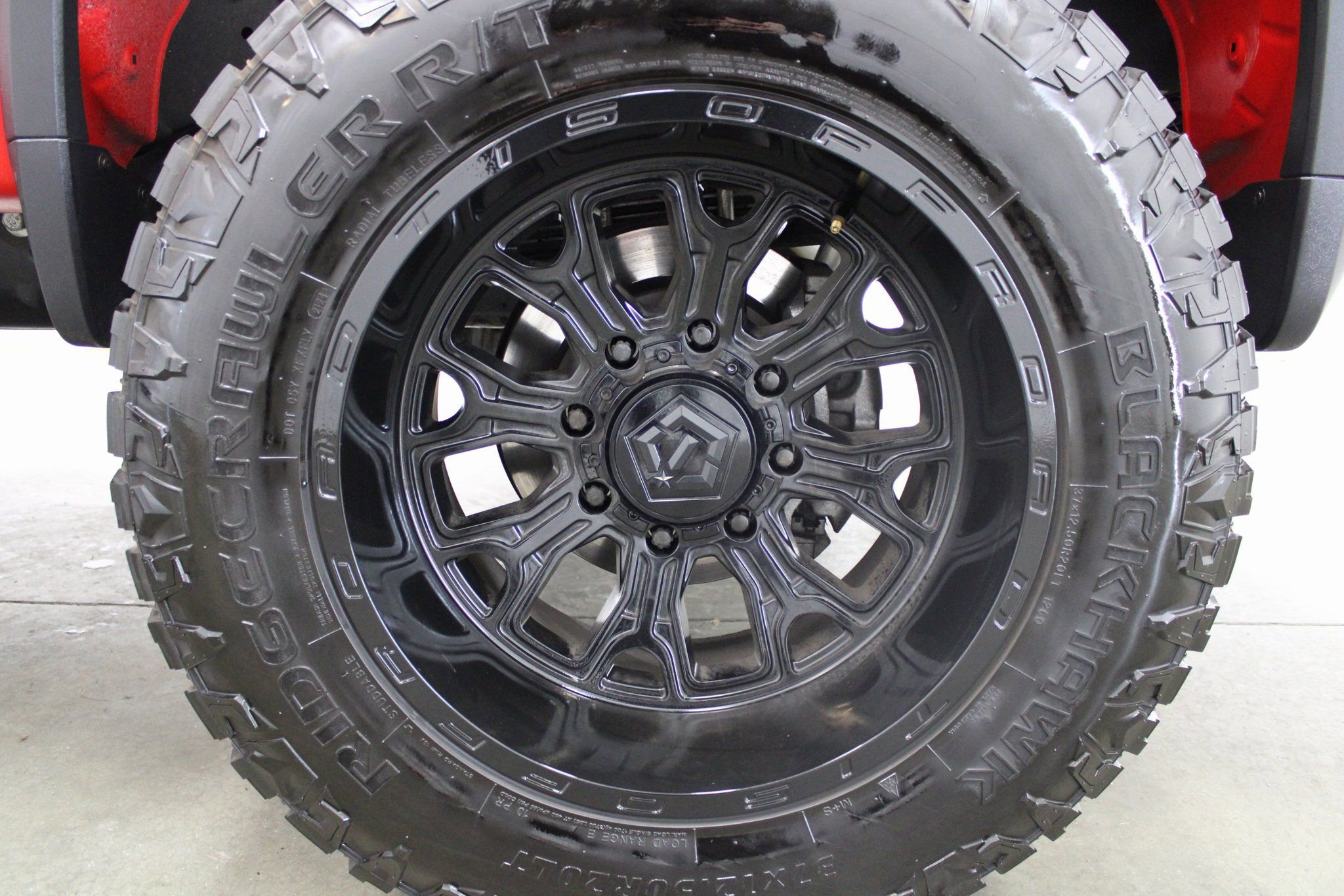 Used 2025 Chevrolet Silverado 2500 LT image 9