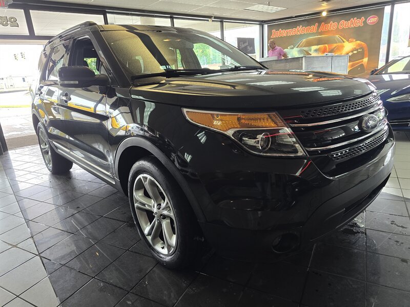 Used 2015 Ford Explorer Limited AWD/4WD image 1