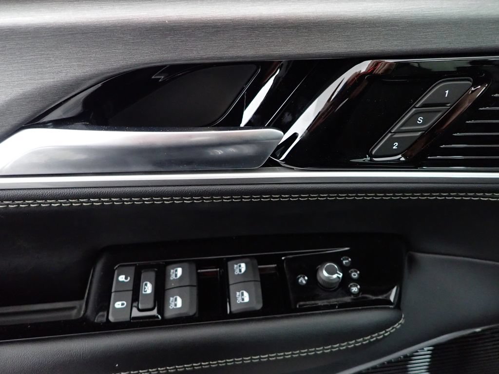 New 2026 Jeep Grand Wagoneer Limited AWD/4WD image 23