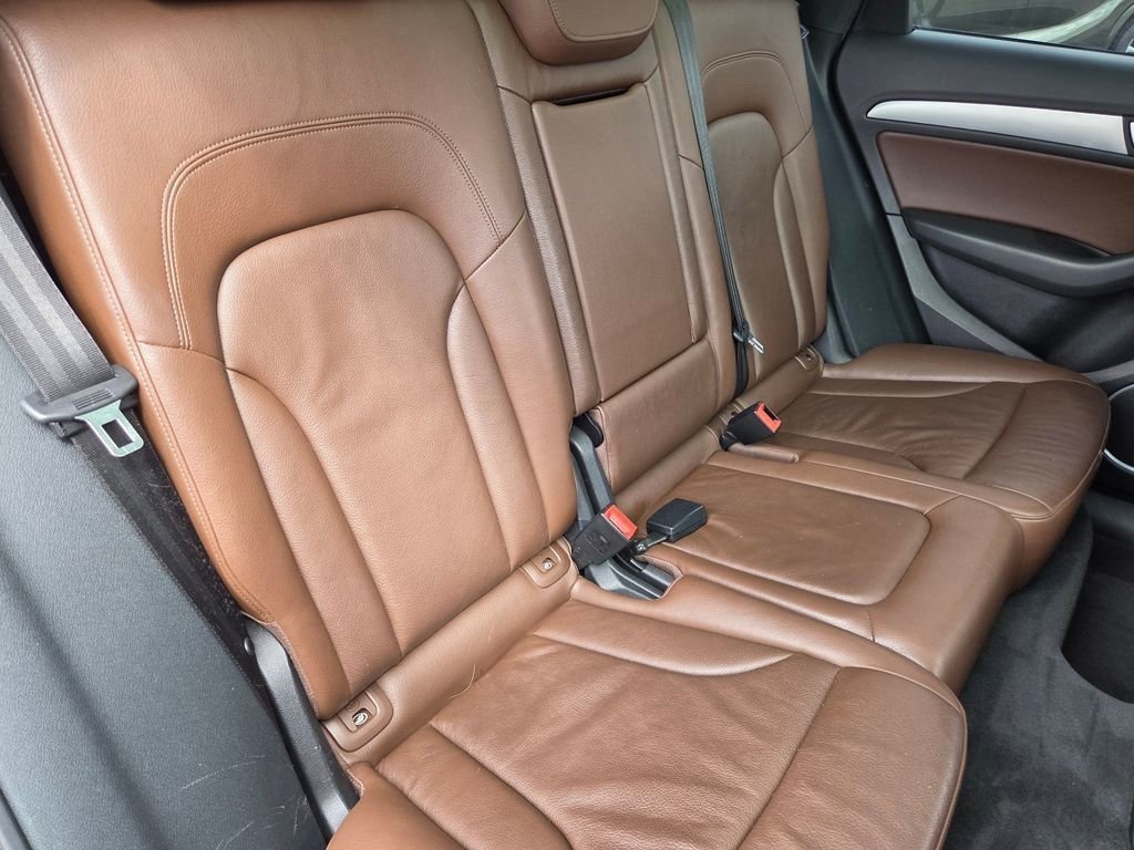 Used 2017 Audi Q5 2.0T Premium Plus w/ Technology Package image 6