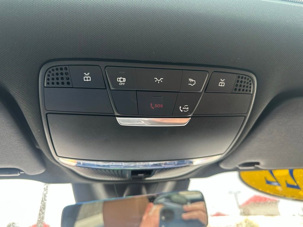 Used 2022 Mercedes-Benz GLC 300 4MATIC image 32