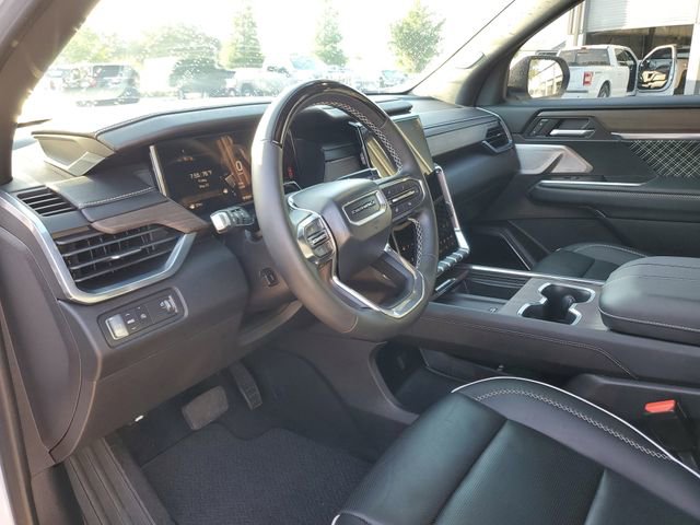 Used 2025 GMC Acadia Denali w/ Super Cruise Package FWD image 19