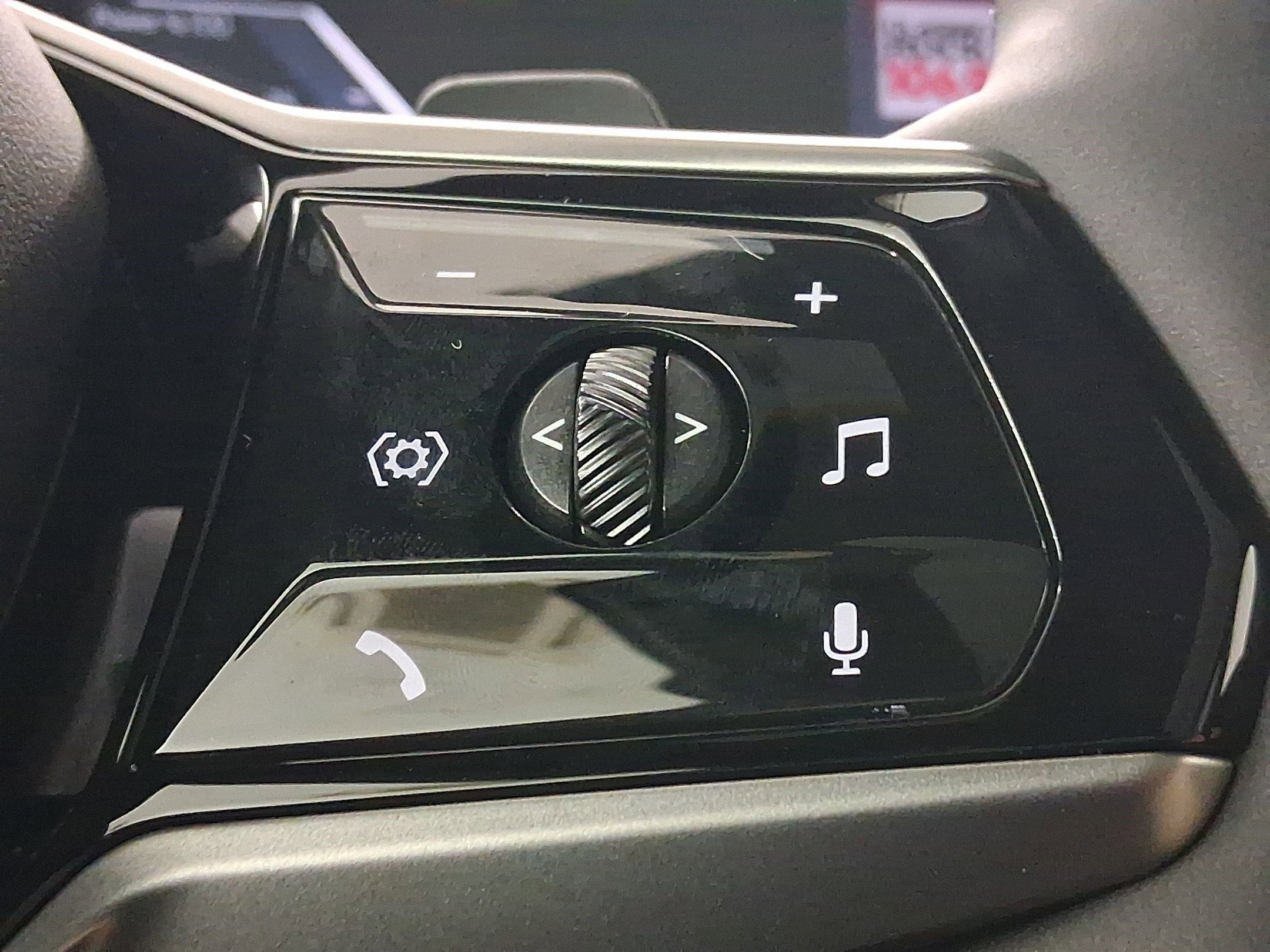 New 2026 BMW X3 xDrive30 w/ Premium Package image 14