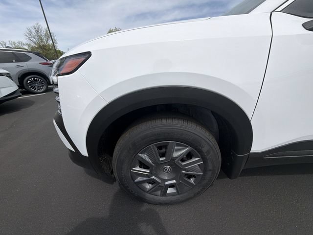 New 2026 Nissan Kicks S FWD image 10