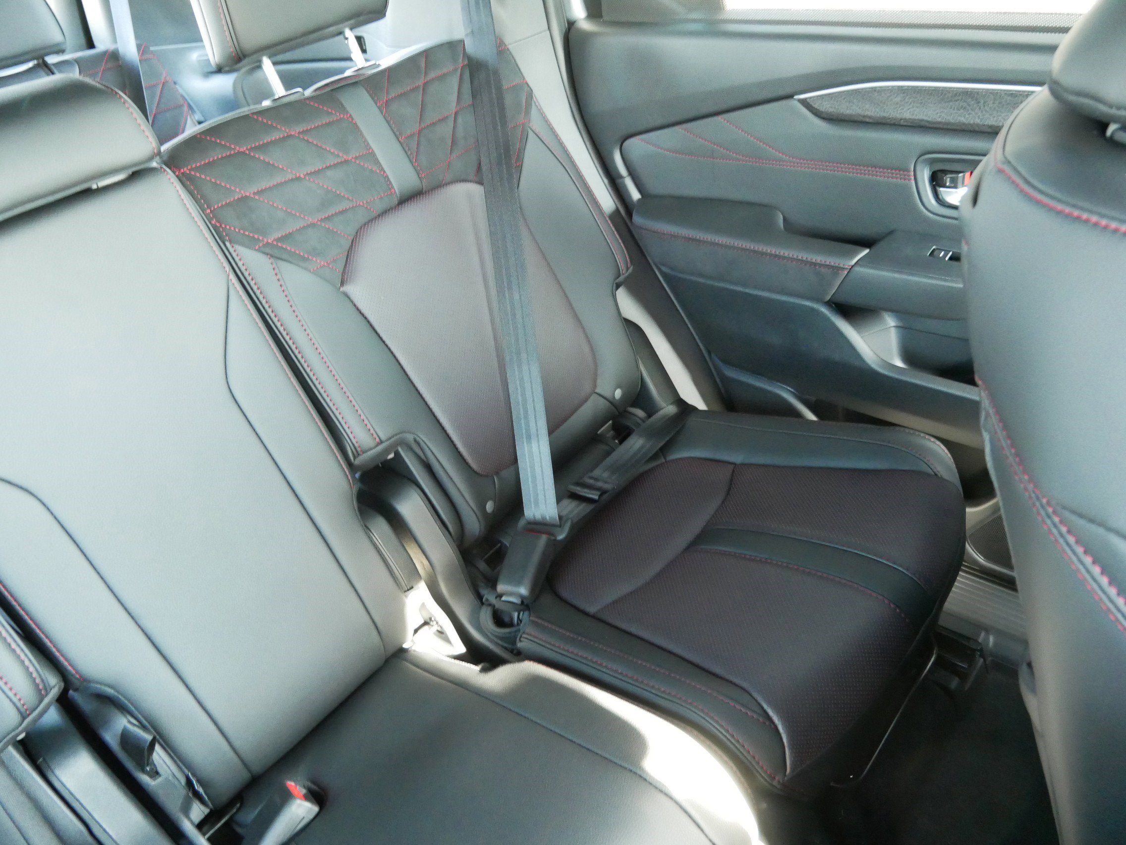 New 2026 Honda Pilot Black Edition image 14