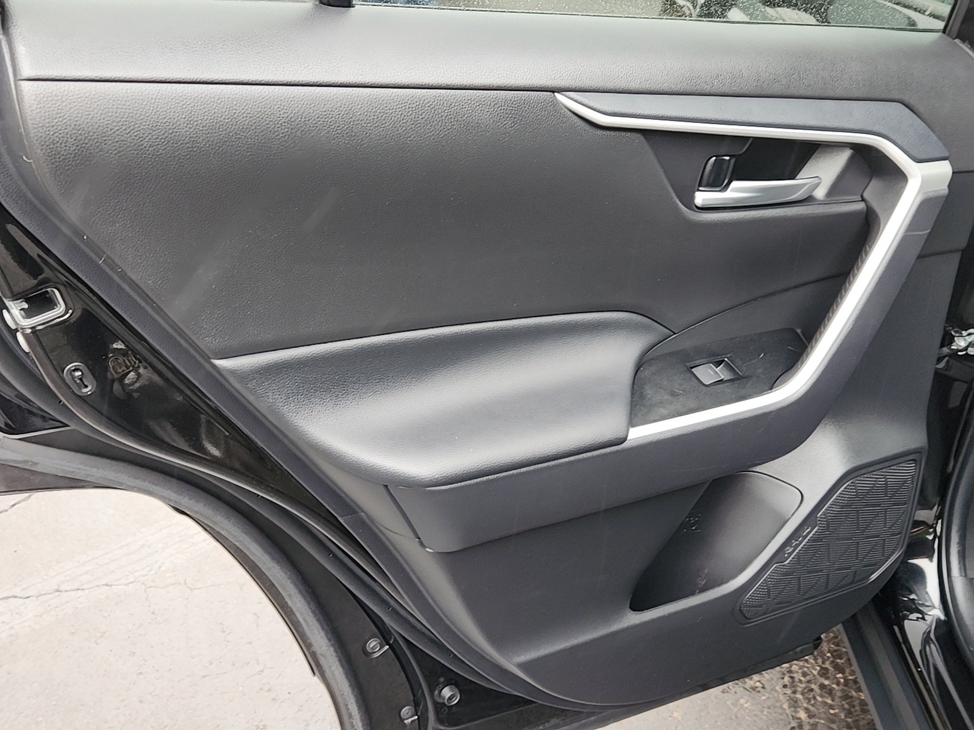 Certified 2025 Toyota RAV4 XLE image 22