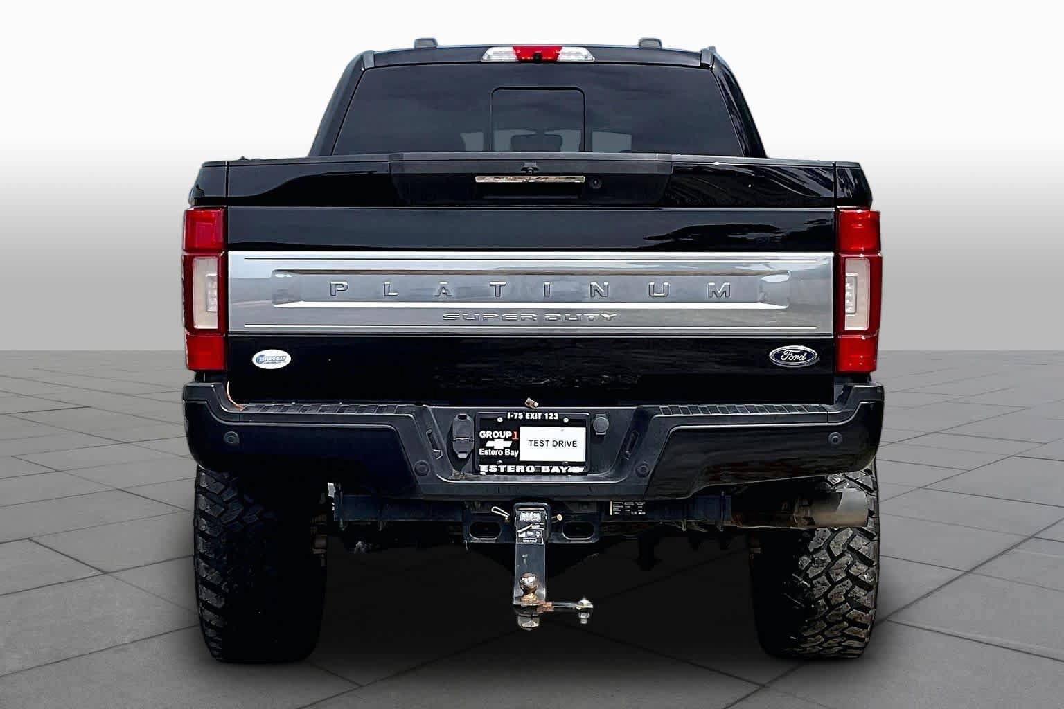 Used 2020 Ford F350 Platinum AWD/4WD image 5