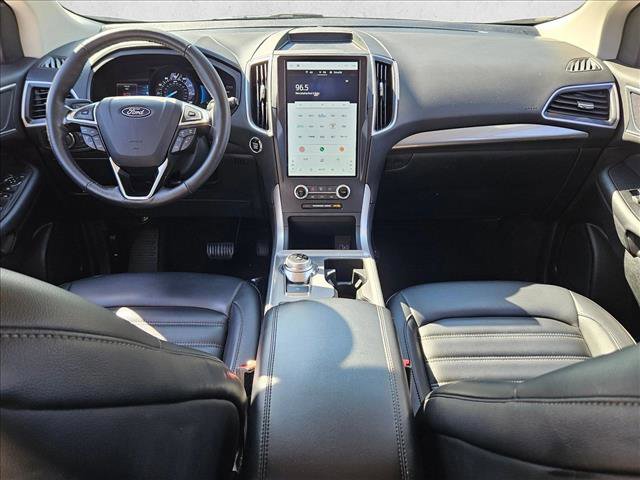 Used 2024 Ford Edge SEL w/ Convenience Package image 16