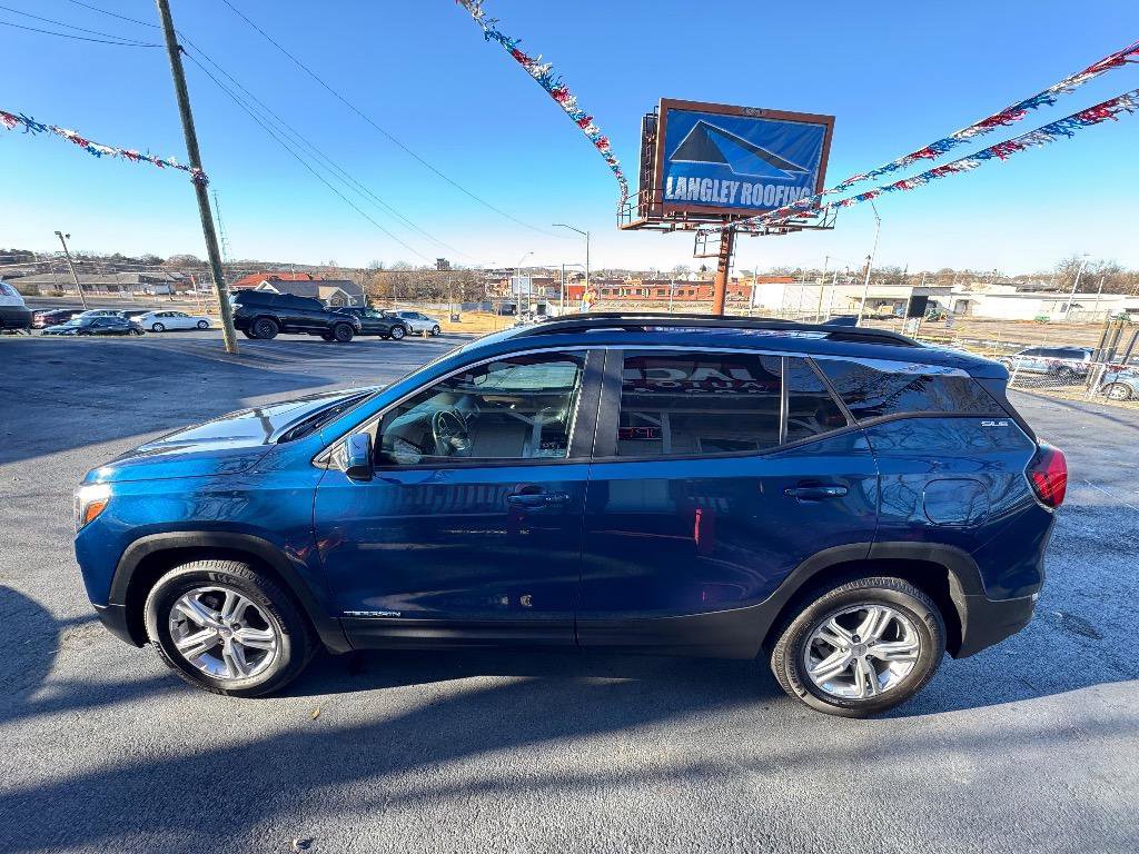 Used 2021 GMC Terrain SLE w/ Driver Convenience Package image 6