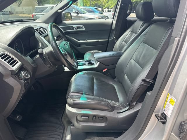 Used 2011 Ford Explorer Limited w/ 301A Rapid Spec Order Code FWD image 11