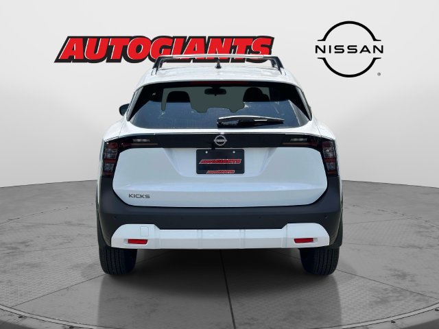 New 2026 Nissan Kicks SV w/ Cold Weather Package FWD image 4