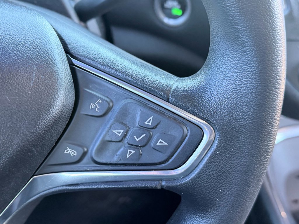 Used 2016 Chevrolet Malibu LT image 13