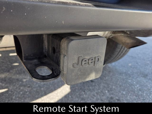 Used 2023 Jeep Wrangler Unlimited Sahara w/ Cold Weather Group AWD/4WD image 13