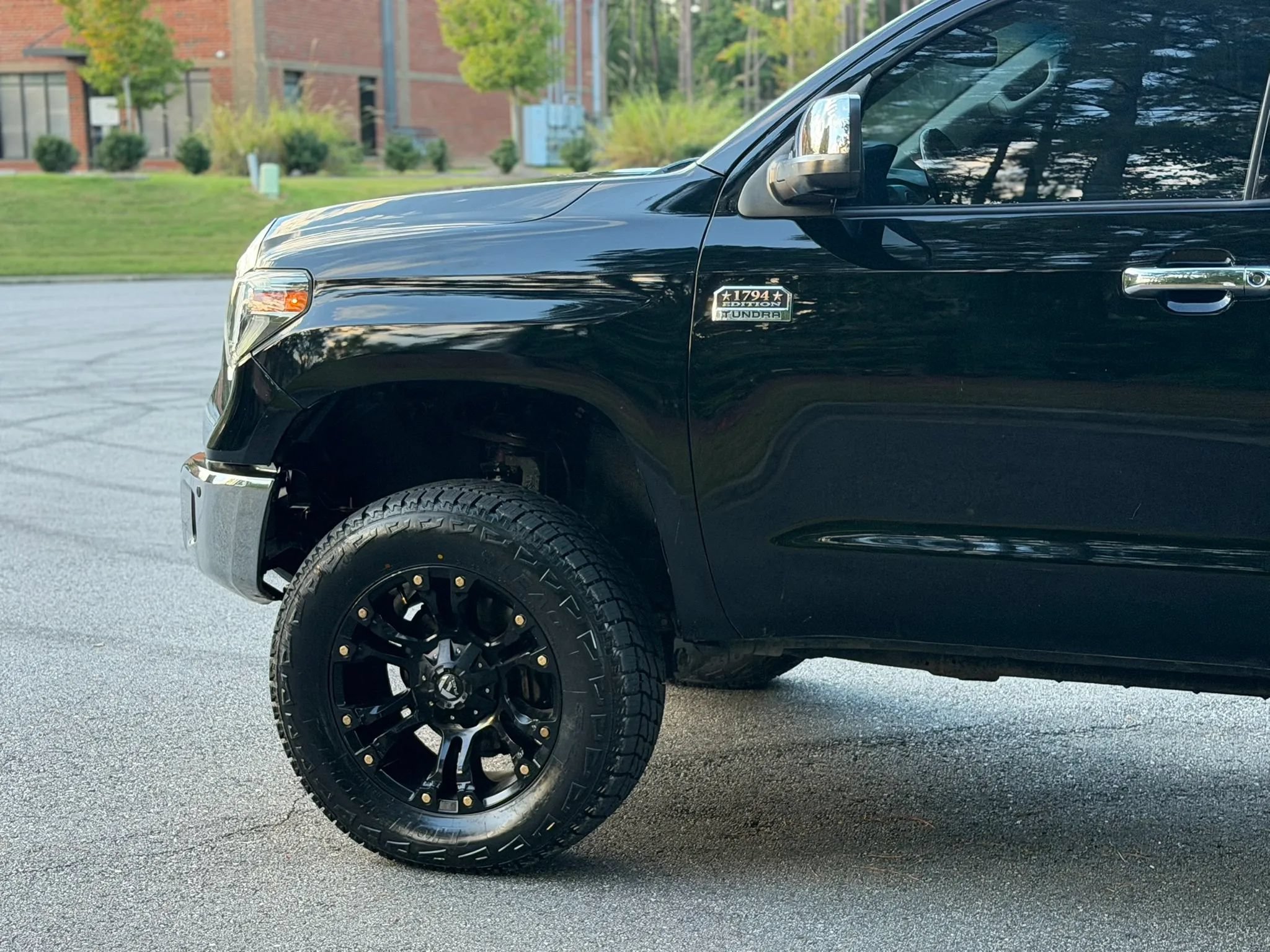 Used 2016 Toyota Tundra 1794 Edition AWD/4WD image 10