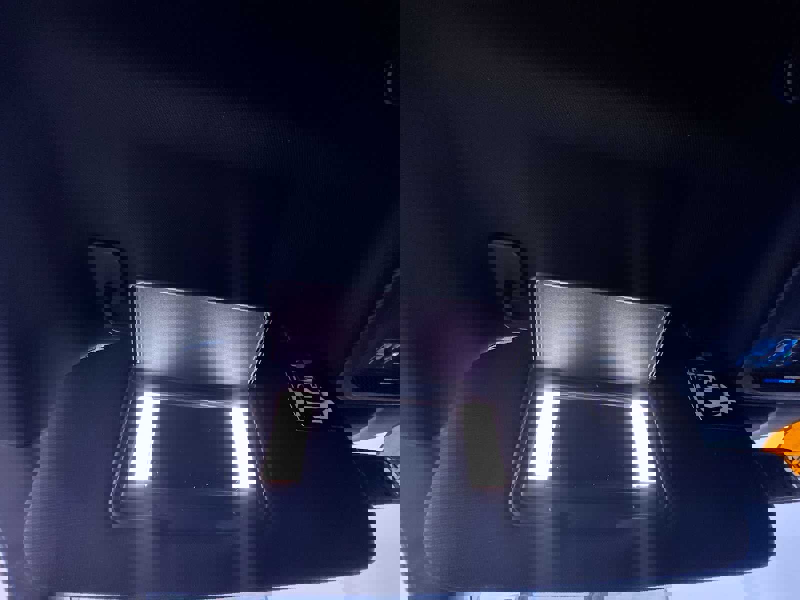 Used 2020 Ford Explorer XLT w/ Comfort Package image 32