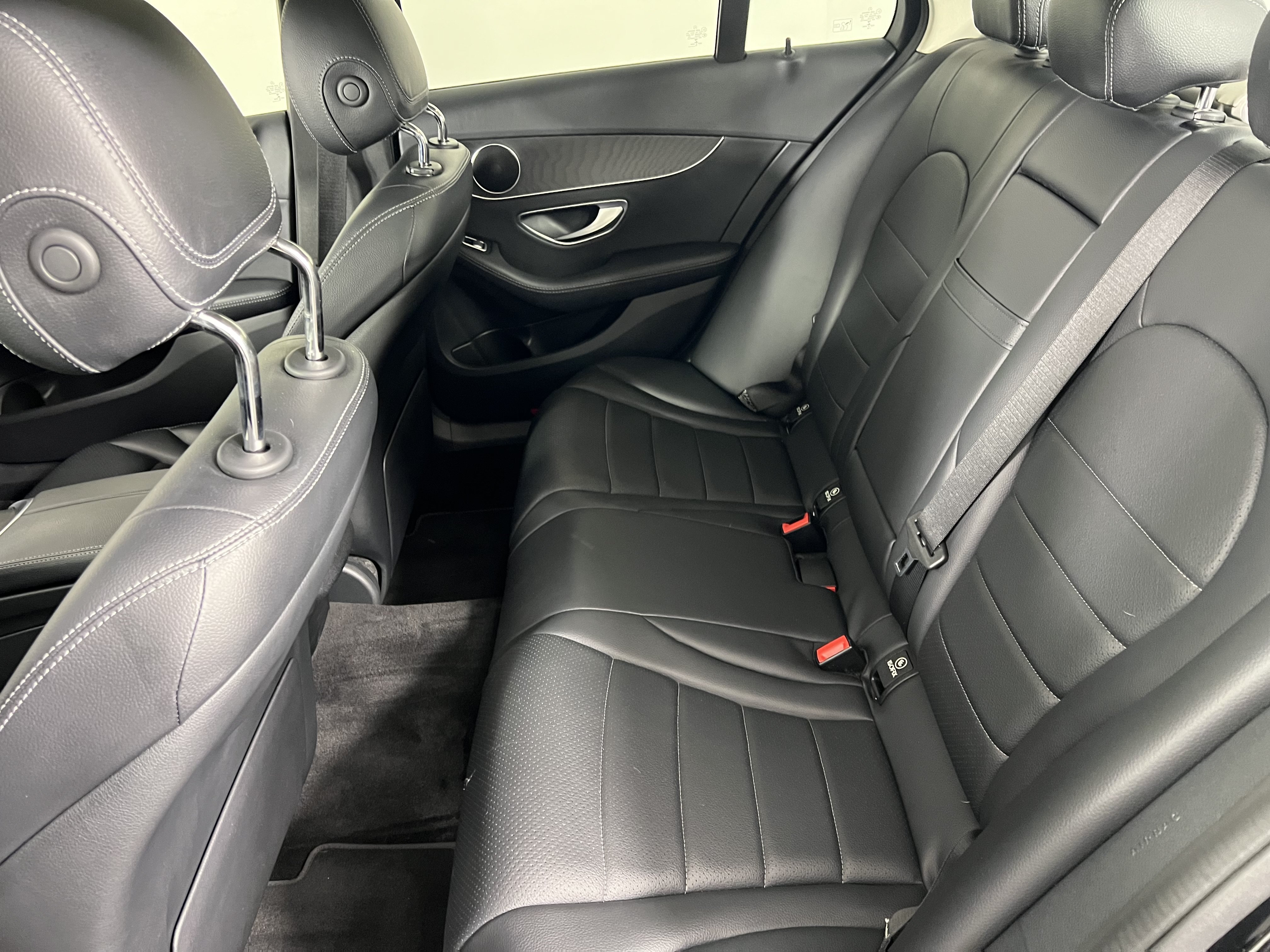 Used 2017 Mercedes-Benz C 300 4MATIC Sedan image 20