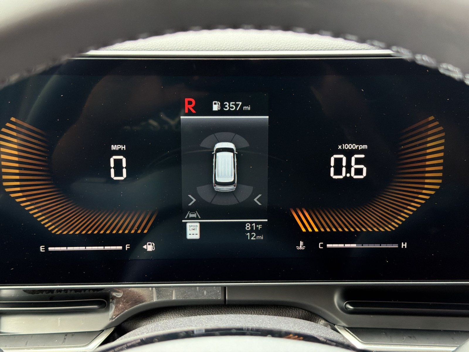 New 2026 Kia Carnival EX FWD image 35