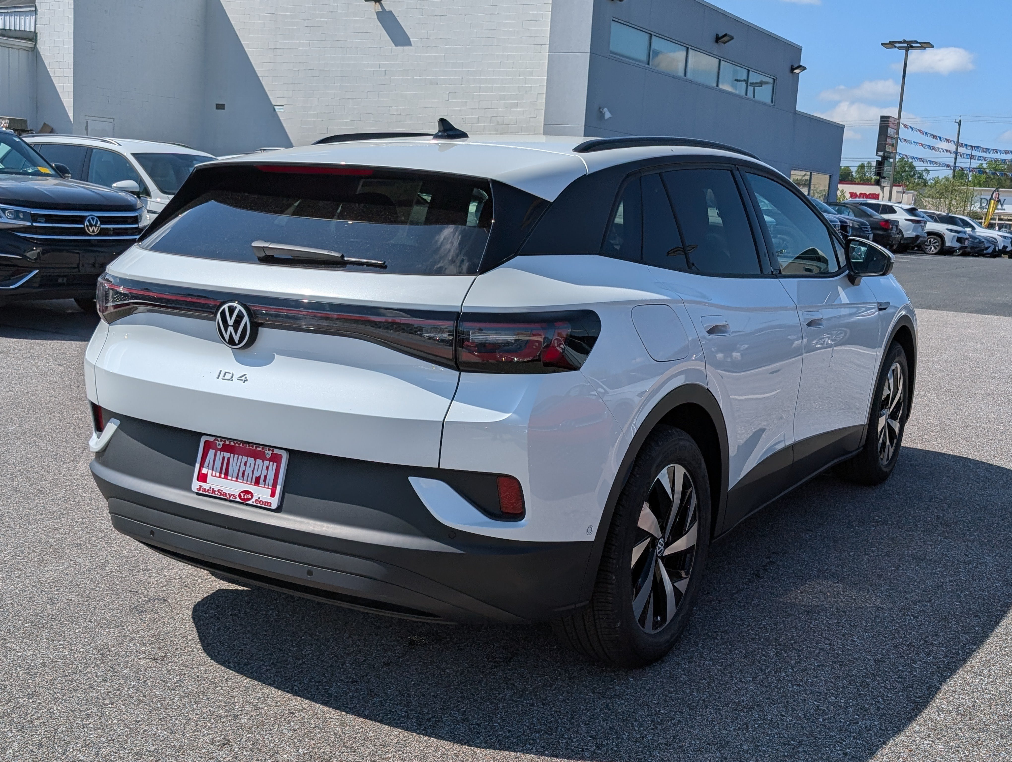 New 2026 Volkswagen ID.4 Pro RWD image 3