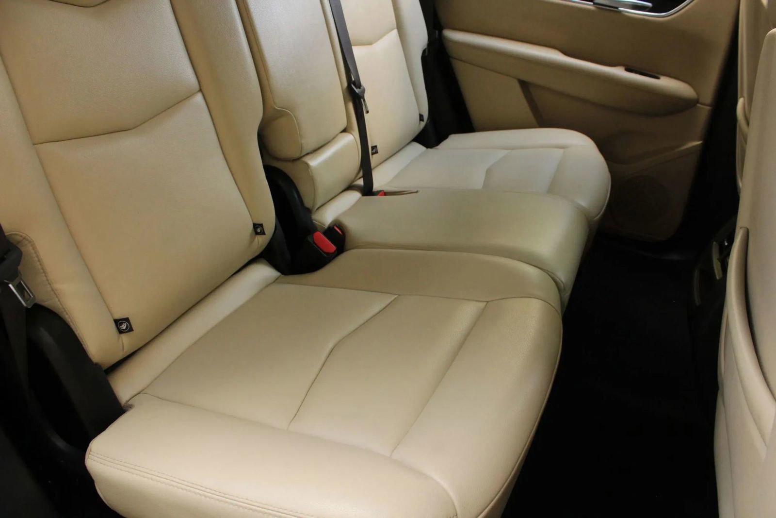 Used 2018 Cadillac XT5 AWD image 58