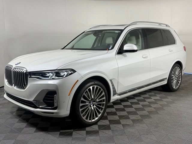 Used 2022 BMW X7 xDrive40i w/ Premium Package AWD/4WD image 2