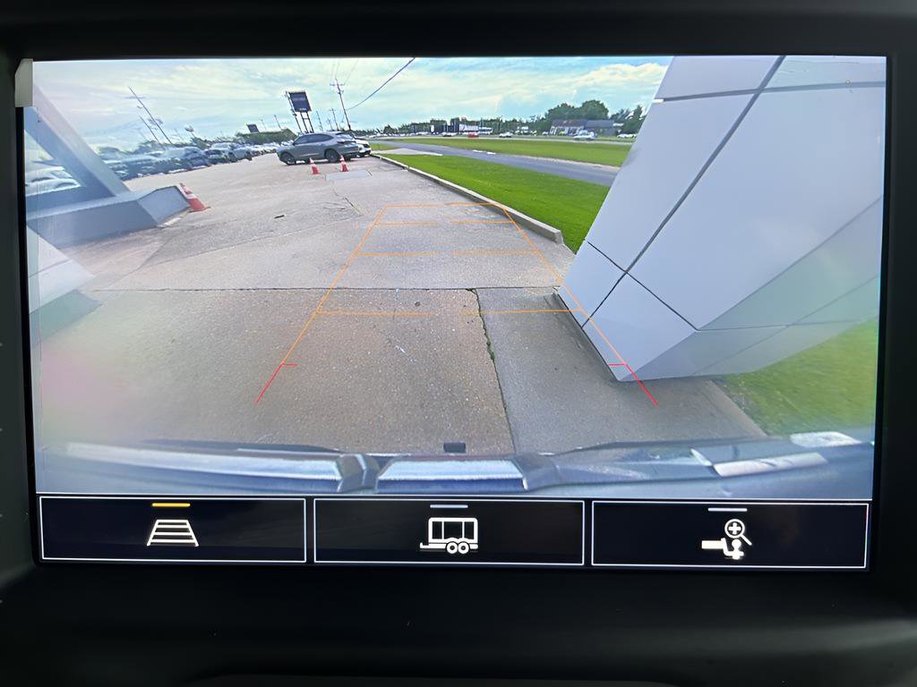 Used 2021 GMC Sierra 1500 SLT w/ SLT Premium Plus Package image 16