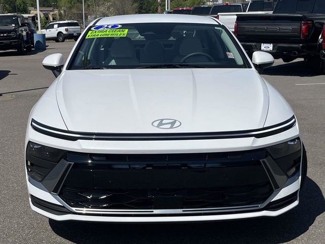 Used 2025 Hyundai Sonata SE image 2