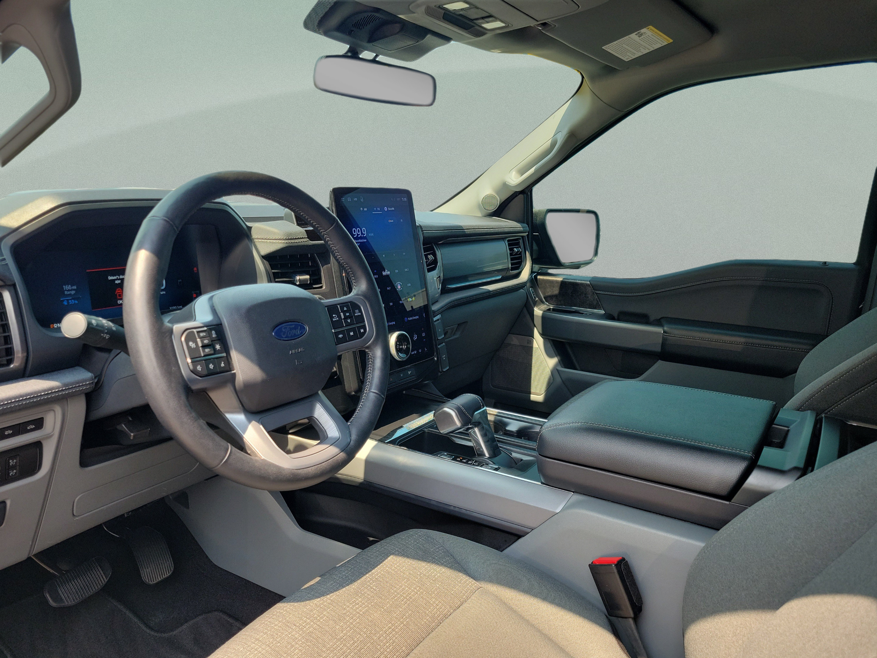 Used 2024 Ford F150 Lightning Flash AWD/4WD image 16