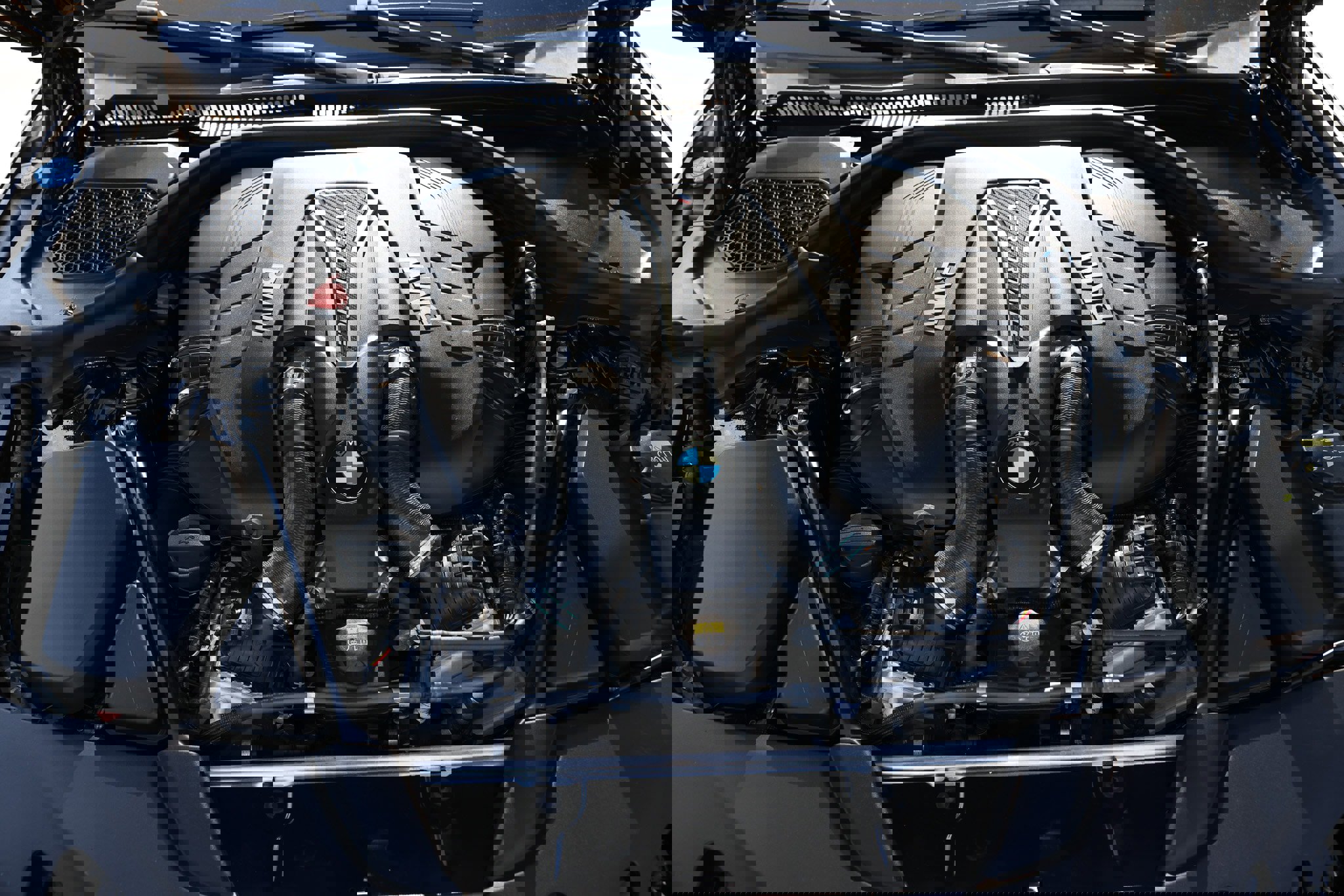 Used 2019 BMW M550i xDrive image 23