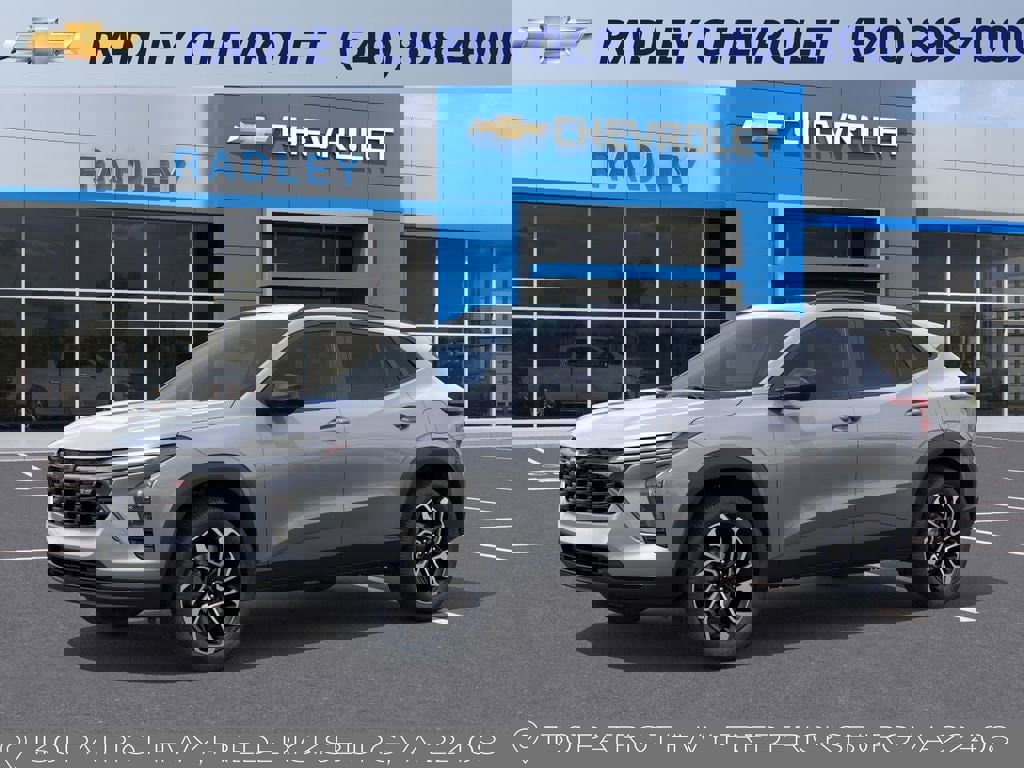 New 2026 Chevrolet Trax RS w/ Driver Confidence Package image 2