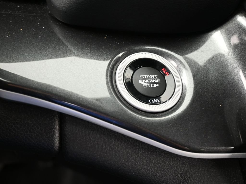 Used 2023 Jeep Grand Cherokee L Laredo w/ Luxury Tech Group I image 29