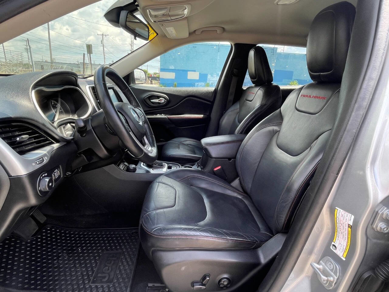 Used 2014 Jeep Cherokee Trailhawk w/ Leather Interior Group image 12