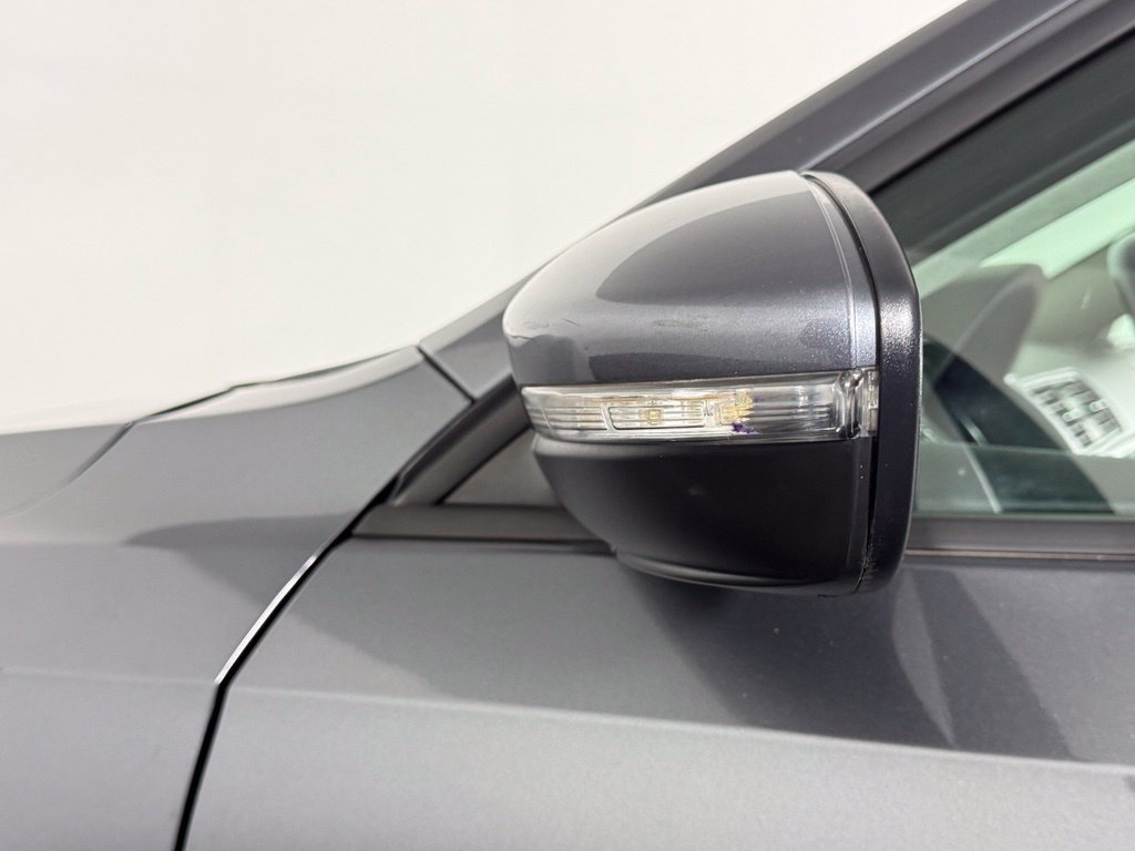 Used 2019 Volkswagen Passat 2.0T Wolfsburg FWD image 10