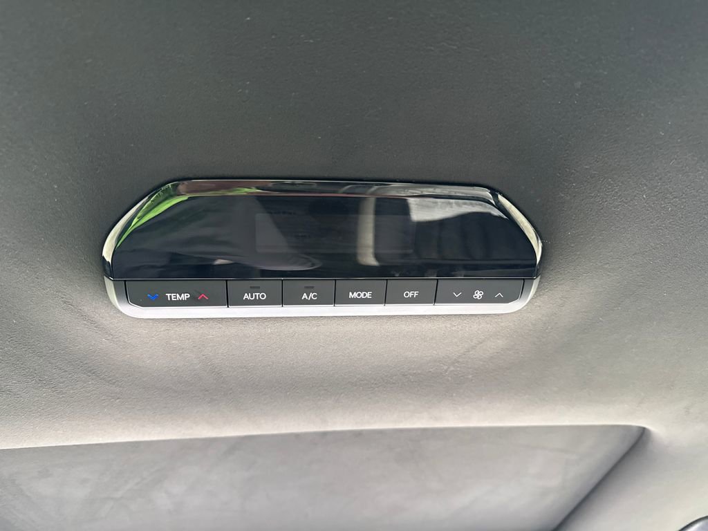 Certified 2024 Kia EV9 GT-Line image 33