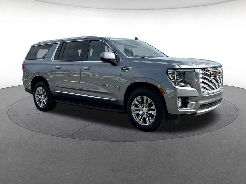 Used 2023 GMC Yukon XL Denali image 8
