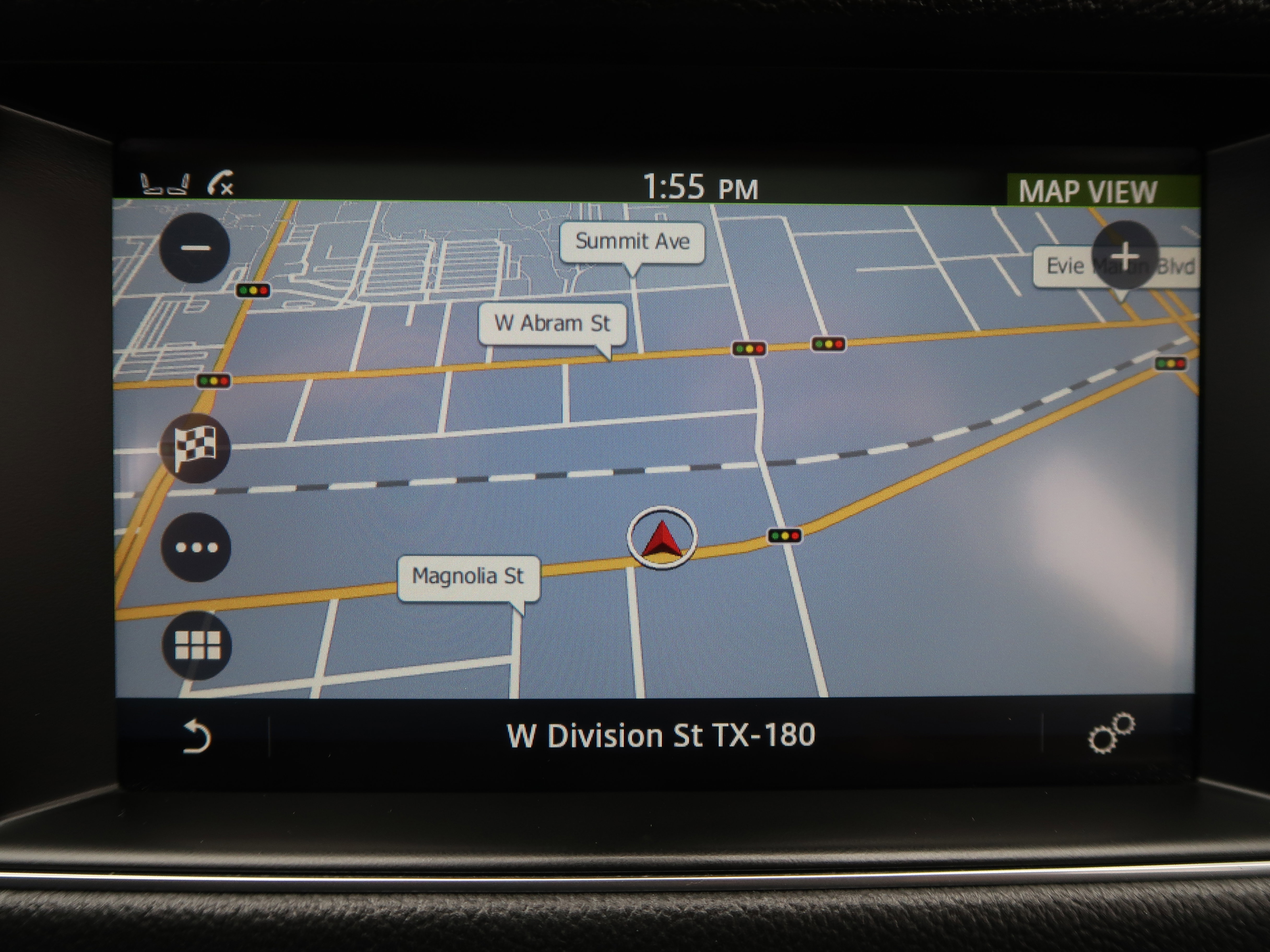 Used 2016 Jaguar XF S RWD image 17