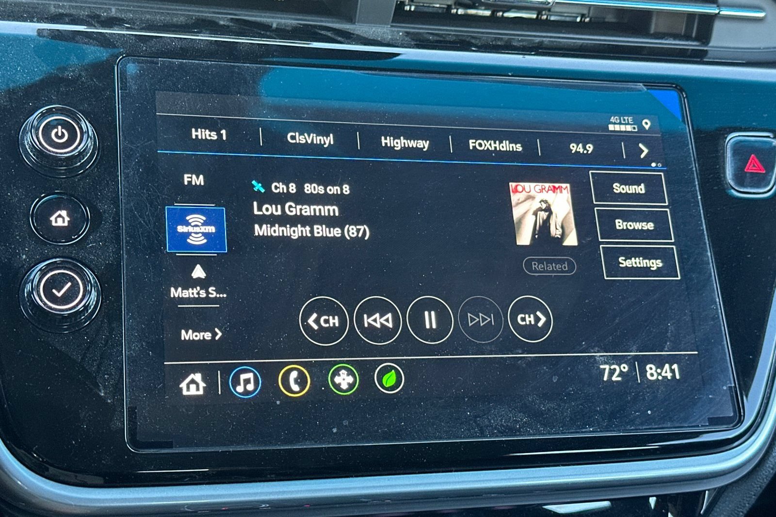 Used 2023 Chevrolet Bolt LT w/ Infotainment Package FWD image 17