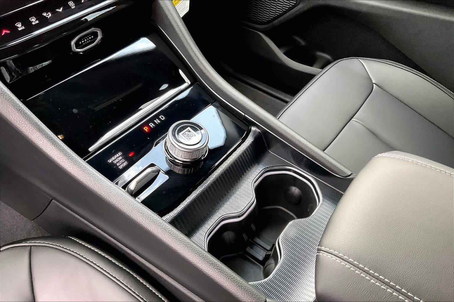 New 2026 Jeep Grand Cherokee Limited AWD/4WD image 5