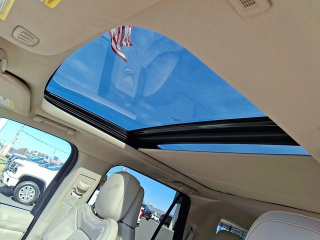 Used 2019 Lincoln Navigator Reserve image 12