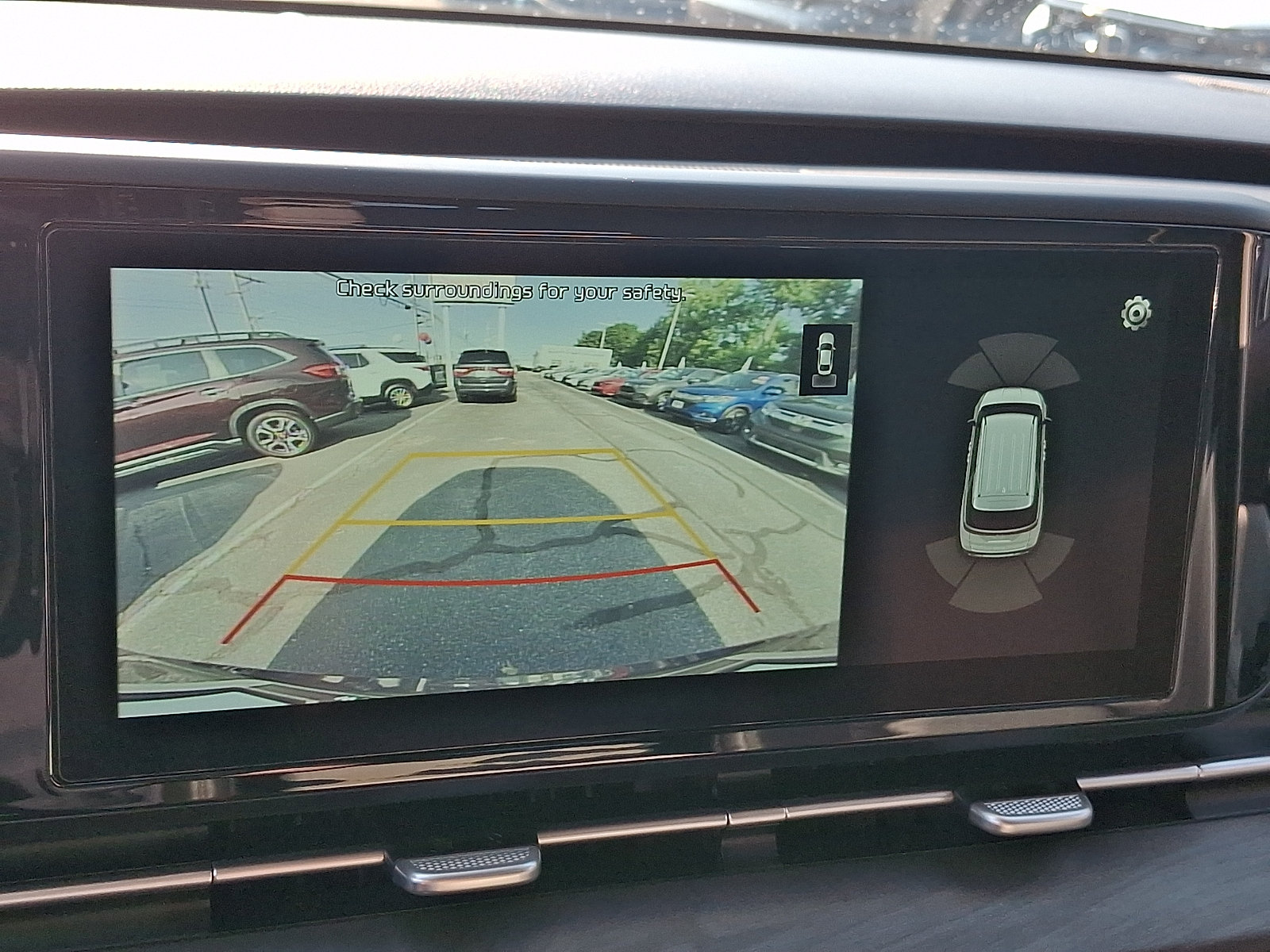 Certified 2022 Kia Carnival EX FWD image 17