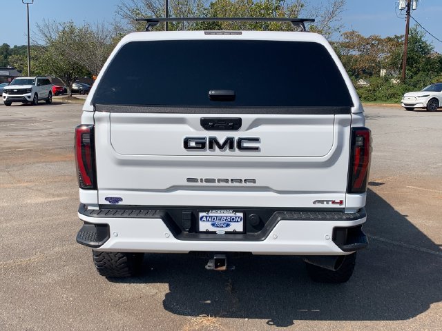 Used 2024 GMC Sierra 2500 AT4 w/ AT4 Premium Plus Package AWD/4WD image 6