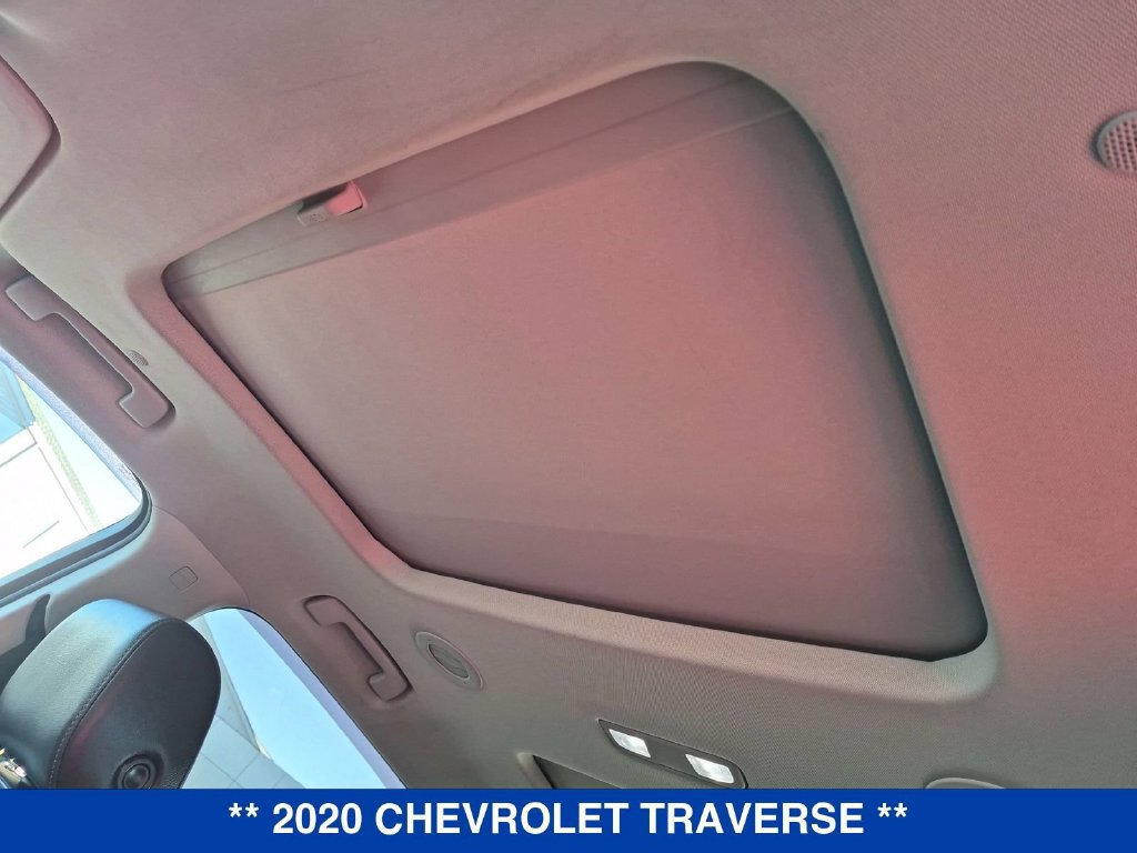 Used 2020 Chevrolet Traverse LT w/ LT Premium Package AWD/4WD image 17