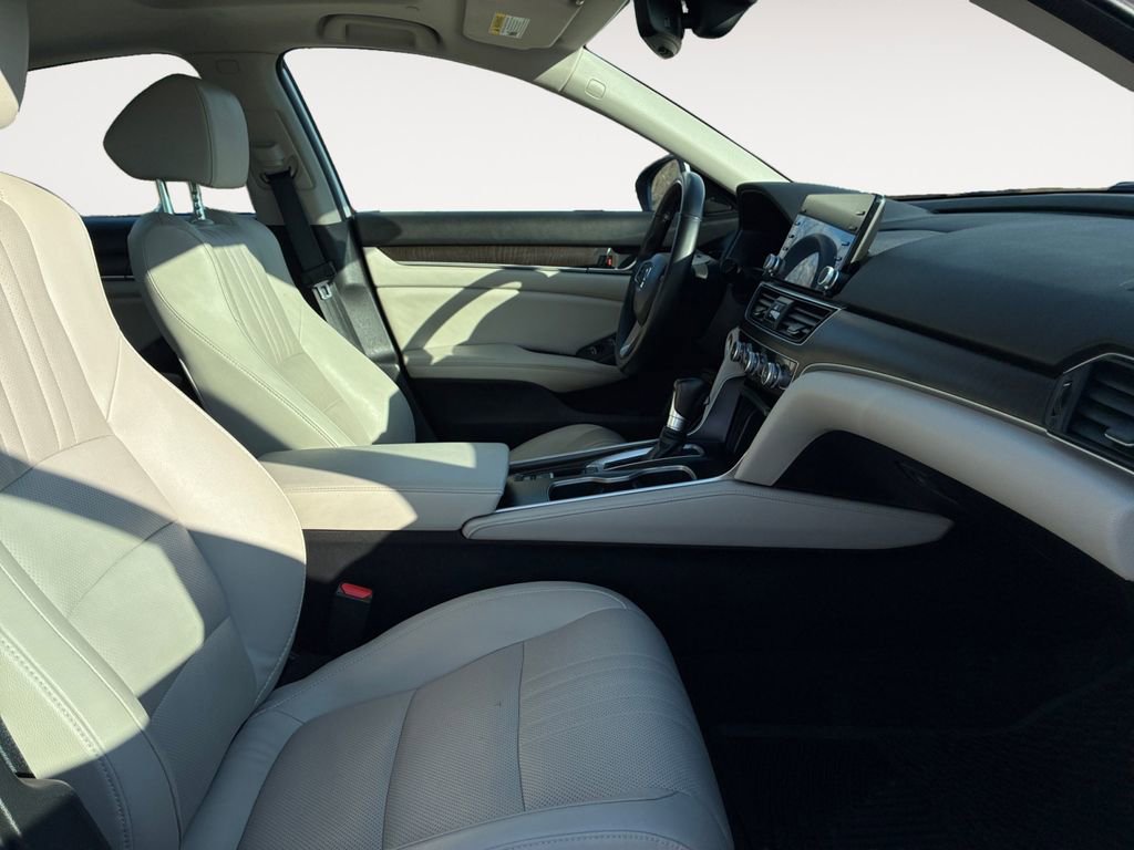 Used 2018 Honda Accord EX-L image 15