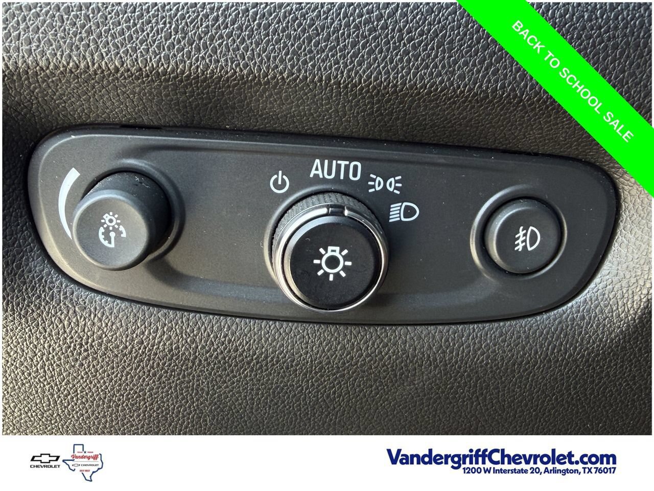 Used 2021 Chevrolet Traverse Premier w/ LPO, Floor Liner Package AWD/4WD image 17